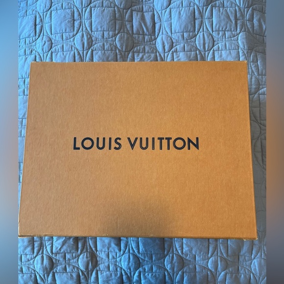 Louis Vuitton Box - Picture 1 of 16